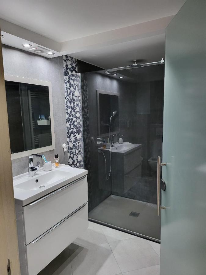 شقة Duplex Elegant Situe A 1Min De La Gare Du Nord بروكسل المظهر الخارجي الصورة