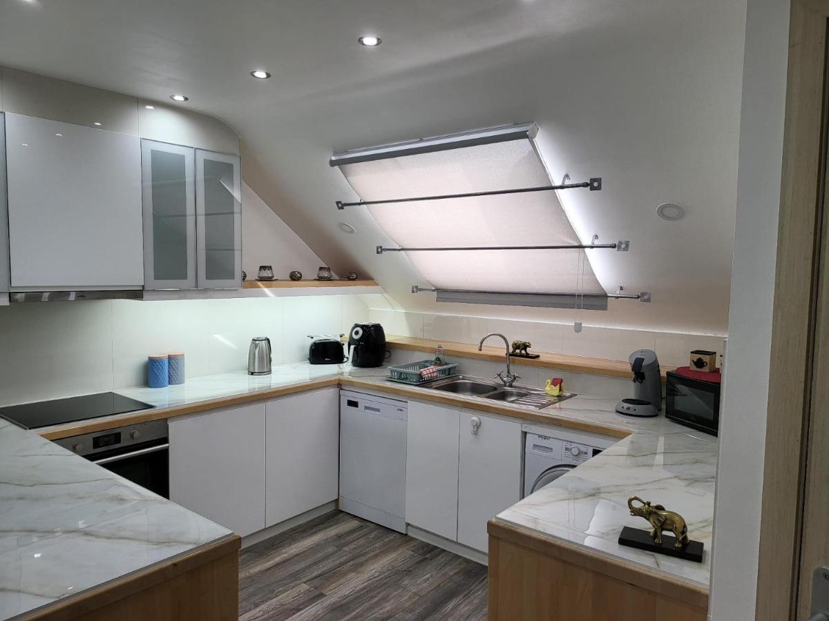 شقة Duplex Elegant Situe A 1Min De La Gare Du Nord بروكسل المظهر الخارجي الصورة